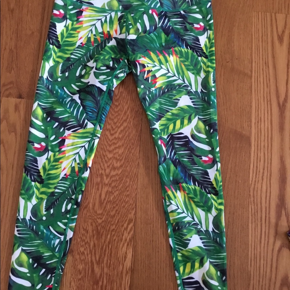 Om Bomb yoga leggings from Japan